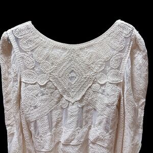 Women's S Ultra Pink  Crochet & Mesh Cream Long Sleeve Top Boho Festival EUC‎